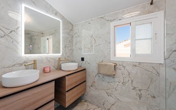 Property slide 34