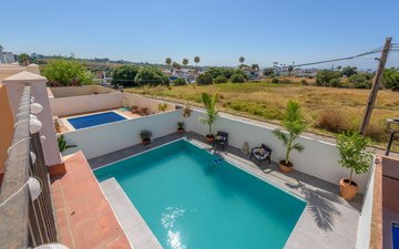 Property slide 38