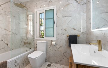 Property slide 21