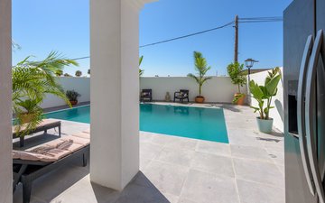 Property slide 39