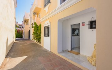 Property slide 19