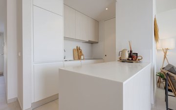 Property slide 32