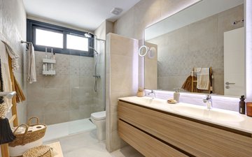 Property slide 15