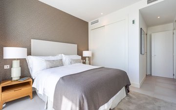 Property slide 21