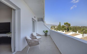 Property slide 18