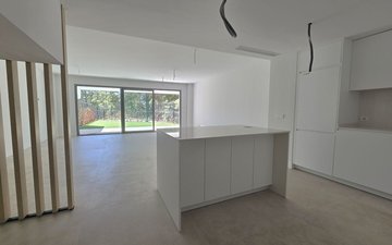 Property slide 5