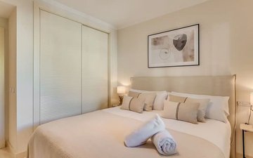 Property slide 21