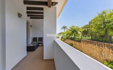 Property slide 20