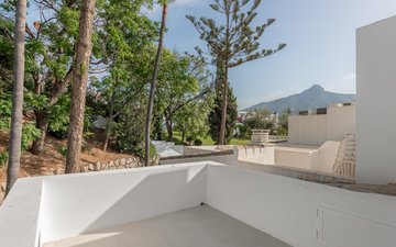 Property slide 16