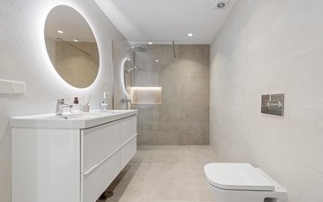 Property slide 14