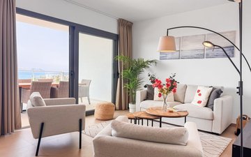 Property slide 10