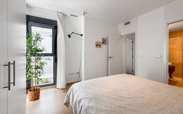 Property slide 25