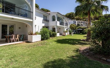 Property slide 16