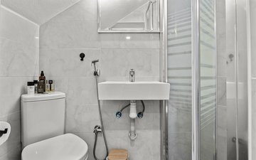 Property slide 22