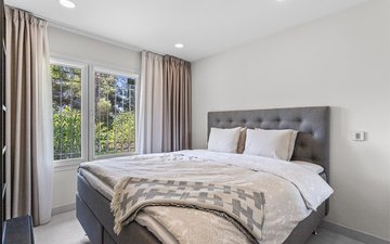 Property slide 17