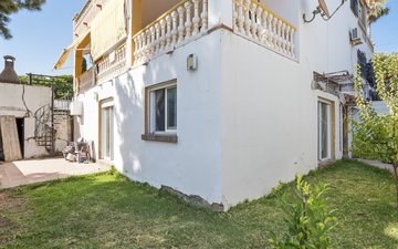 Property slide 9