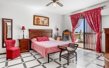 Property slide 25