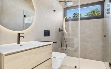 Property slide 44