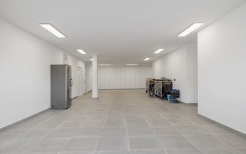Property slide 48