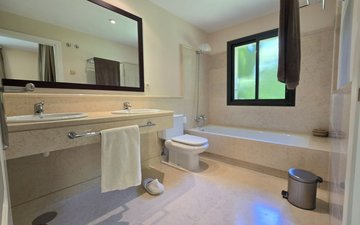 Property slide 17