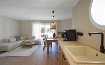 Property slide 15