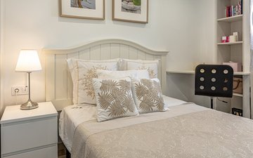 Property slide 16