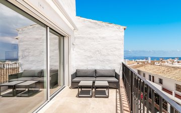 Property slide 10