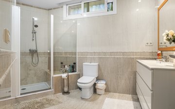 Property slide 14