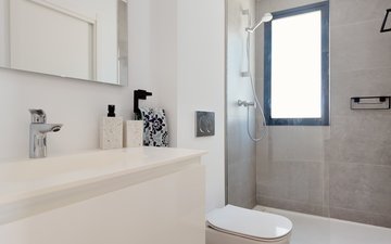 Property slide 16