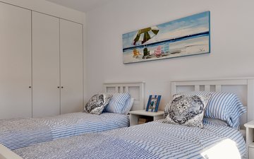 Property slide 31