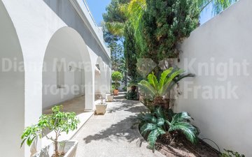 Property slide 35