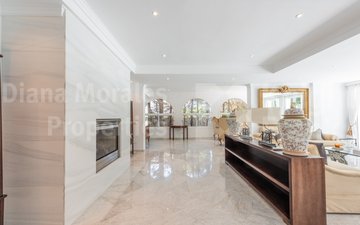 Property slide 10
