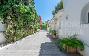 Property slide 36