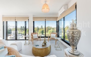 Property slide 10