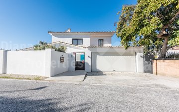 Property slide 38