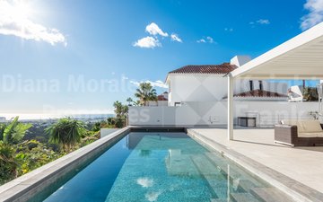 Property slide 40