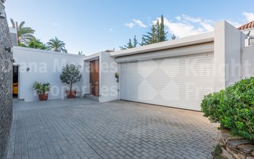 Property slide 44