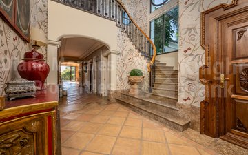 Property slide 25