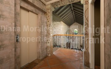 Property slide 39
