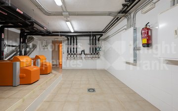 Property slide 32
