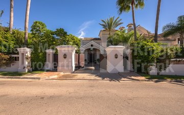 Property slide 52