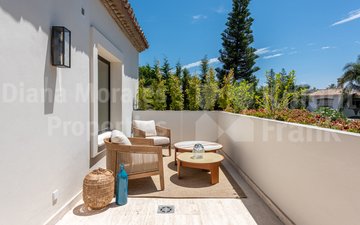 Property slide 32