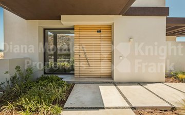 Property slide 19