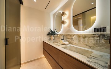 Property slide 25