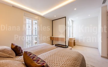 Property slide 14