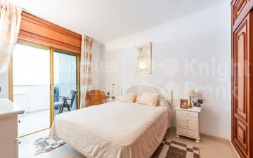 Property slide 10