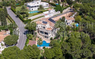 Property slide 48