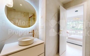 Property slide 18