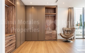 Property slide 18