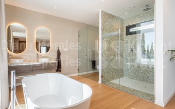 Property slide 22